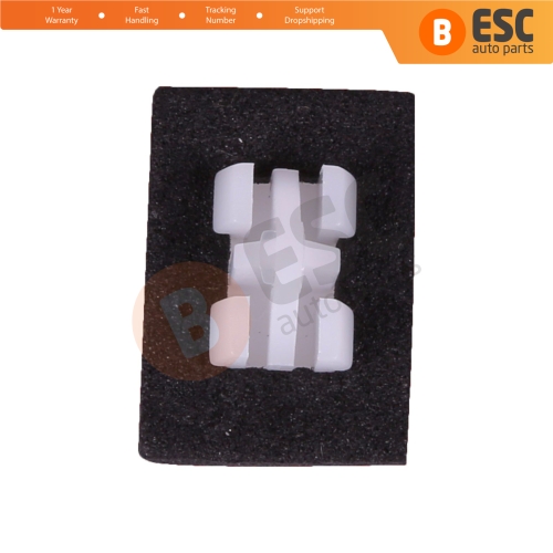 10 Pieces Panel Clips White with seal for Ford 4069907